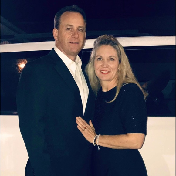 Meet your Posher, Kelli - Picture 1 of 1